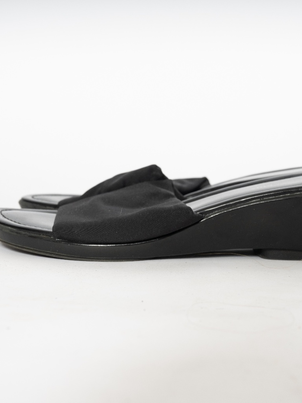 Y2k black slide sandals wedge size 8.5 comfort plus predictions
